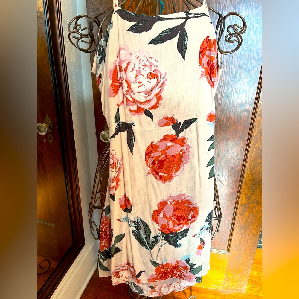 Peach & floral short dress - Picture 5 of 6